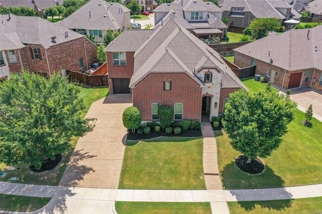 2820 Annandale Dr in Roanoke, TX - Building Photo - Building Photo