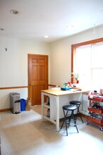14A Cottage Ave, Unit 2 in Somerville, MA - Foto de edificio - Building Photo