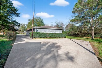 20706 Emerald St in Prairie View, TX - Building Photo - Building Photo