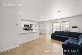 6238 Pontiac St in San Diego, CA - Foto de edificio - Building Photo