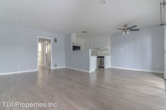 924 4th St in Santa Monica, CA - Building Photo - Building Photo