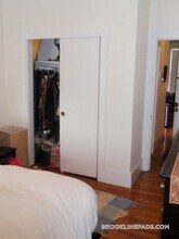 19 Fairbanks St, Unit 22 in Brookline, MA - Building Photo - Building Photo