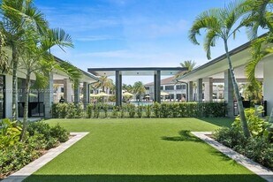 4725 NW 85th Ave in Doral, FL - Building Photo