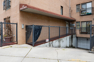 2881 Cropsey Ave in Brooklyn, NY - Building Photo - Building Photo