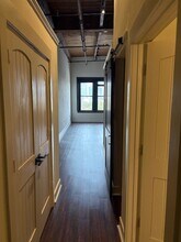 806 Sampson St in Houston, TX - Foto de edificio - Building Photo