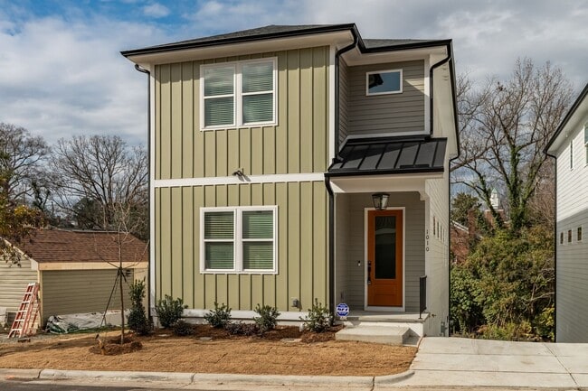 1010 Grant St in Durham, NC - Building Photo - Building Photo