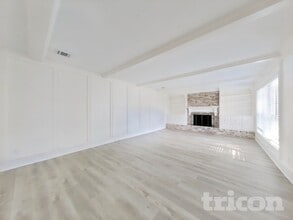 15806 Crystal Brook Dr in Houston, TX - Foto de edificio - Building Photo