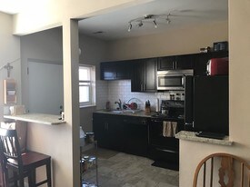 5600 Pershing Ave, Unit 21