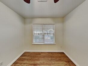 19140 Kanawha Dr in Cornelius, NC - Foto de edificio - Building Photo