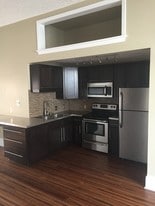 229 W 4th St, Unit 1