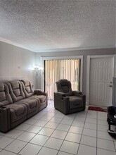 18266 Mediterranean Blvd in Miami Gardens, FL - Building Photo - Building Photo