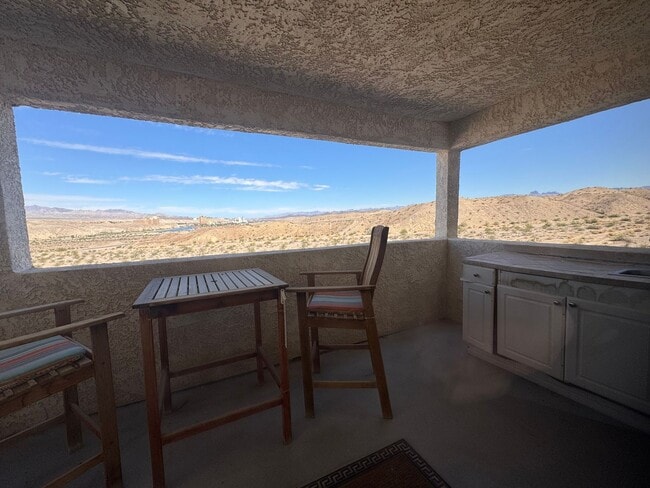 property at 2022 Merrill Ln
