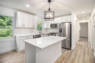 1317 Redford Dr SE in Atlanta, GA - Building Photo - Building Photo
