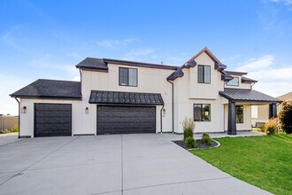 747 S 7100 W in Harrisville, UT - Building Photo - Building Photo