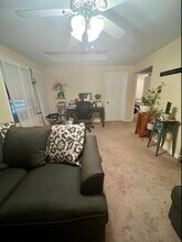 167 Elm St, Unit 2 in Milford, NH - Building Photo - Building Photo