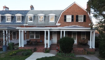 4201 Roland Ave, Unit T in Baltimore, MD - Building Photo