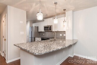 17522 Tuscany Ln in Cornelius, NC - Building Photo - Building Photo