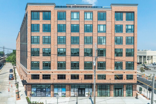 The Langdon (Lynbrook Station) in Lynbrook, NY - Foto de edificio - Building Photo