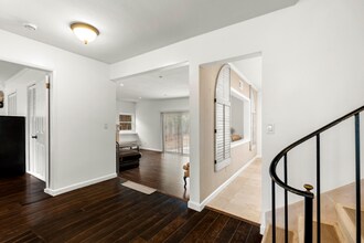 8309 Denise Ln in Los Angeles, CA - Building Photo - Building Photo