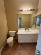 1364 Valleyview Ave in El Centro, CA - Building Photo - Building Photo