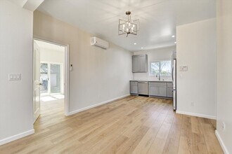 4956 Vejar Dr in Agoura Hills, CA - Building Photo - Building Photo