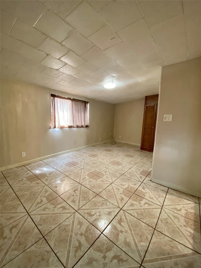 property at 611 Bolster St