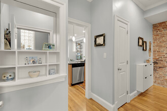 1354 Kenyon St NW, Unit 2 in Washington, DC - Building Photo - Building Photo