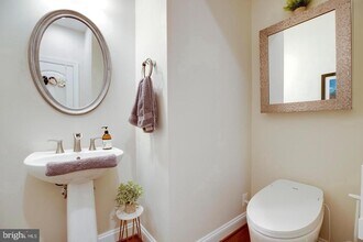 10413 Whitehead St in Fairfax, VA - Building Photo - Building Photo