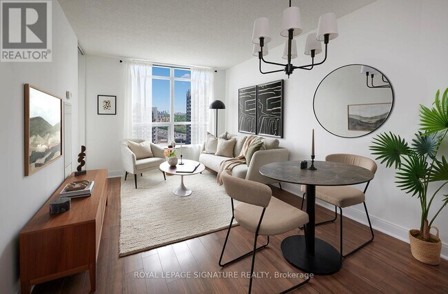 105 Harrison Garden Blvd in Toronto, ON - Building Photo - Building Photo