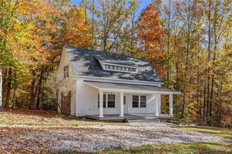 960 Briesmaster Way in Crozier, VA - Building Photo - Building Photo