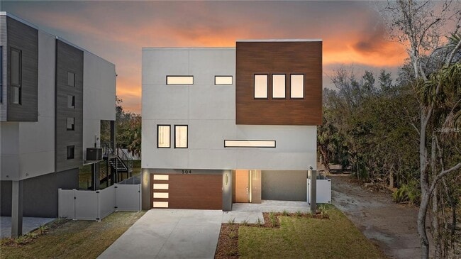 property at 504 Federal St