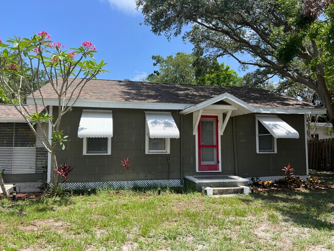 property at 2561 Floyd St