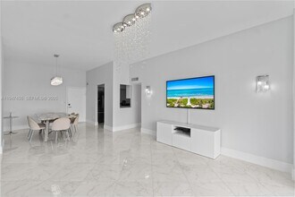 2851 NE 183rd St in Aventura, FL - Building Photo - Building Photo