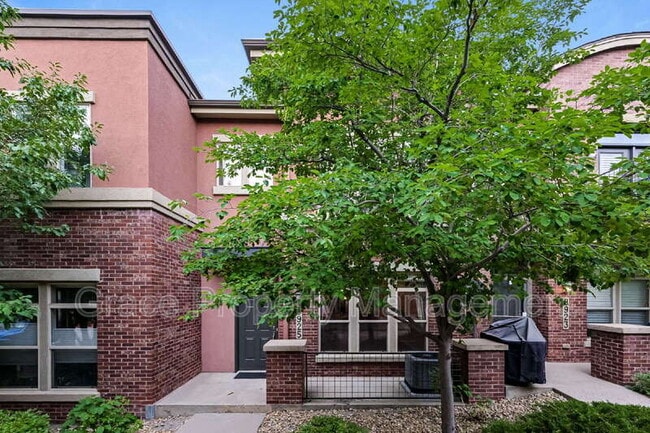 8925 E Nichols Pl in Centennial, CO - Building Photo - Building Photo