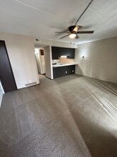 1940 Dudley Street in Lincoln, NE - Building Photo - Interior Photo