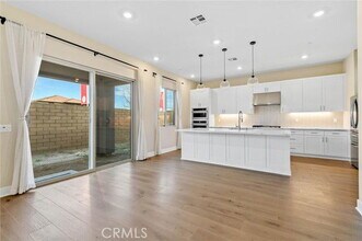 106 Irvine Center Dr in Irvine, CA - Building Photo - Building Photo