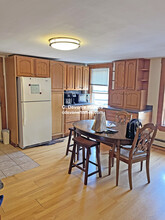 89 2nd St, Unit 1 in Cambridge, MA - Building Photo - Building Photo