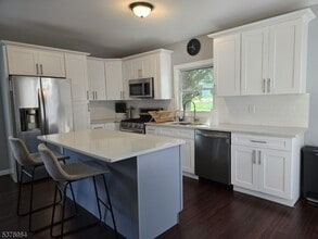 358 N Haledon Ave in North Haledon, NJ - Building Photo - Building Photo