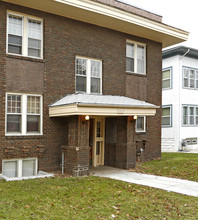 1439 Grand Ave in St. Paul, MN - Building Photo - Building Photo