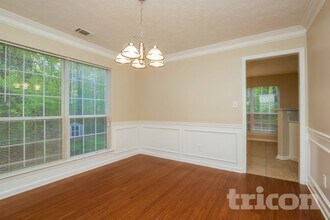 2255 Hamilton Parc Ln in Buford, GA - Foto de edificio - Building Photo