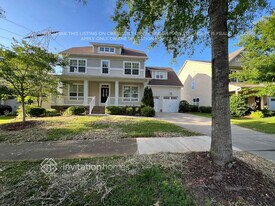 13425 Pierre Reverdy Dr in Davidson, NC - Building Photo