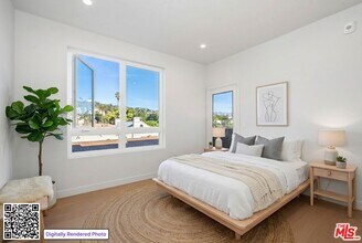 1717 Winona Blvd in Los Angeles, CA - Foto de edificio - Building Photo