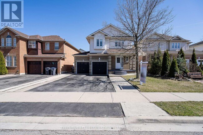 3 Deforest Dr in Brampton, ON - Building Photo - Building Photo