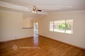 6628 Thomas Dr in North Highlands, CA - Foto de edificio - Building Photo