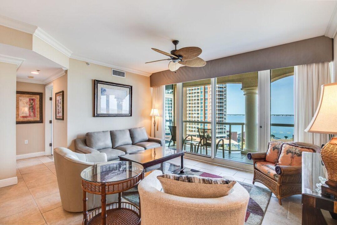 1 Portofino Dr in Pensacola Beach, FL - Building Photo