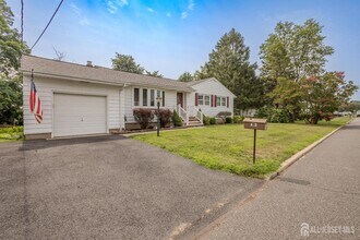 77 Irvington Ave in Franklin Township, NJ - Building Photo - Building Photo