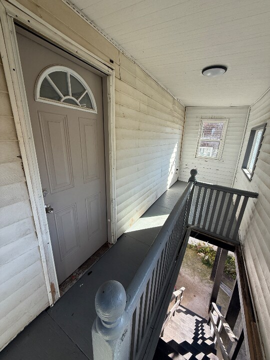 1342 W 69th St in Cleveland, OH - Building Photo