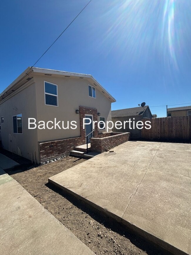 property at 112 E Bernal Dr