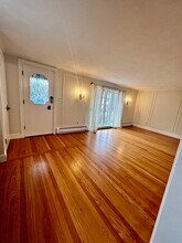 77 Cabot St in Waltham, MA - Building Photo - Building Photo