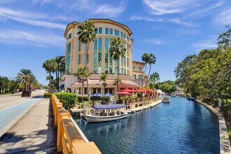 50 Davie Blvd, Unit SI FL2-ID1504007P in Fort Lauderdale, FL - Foto de edificio - Building Photo